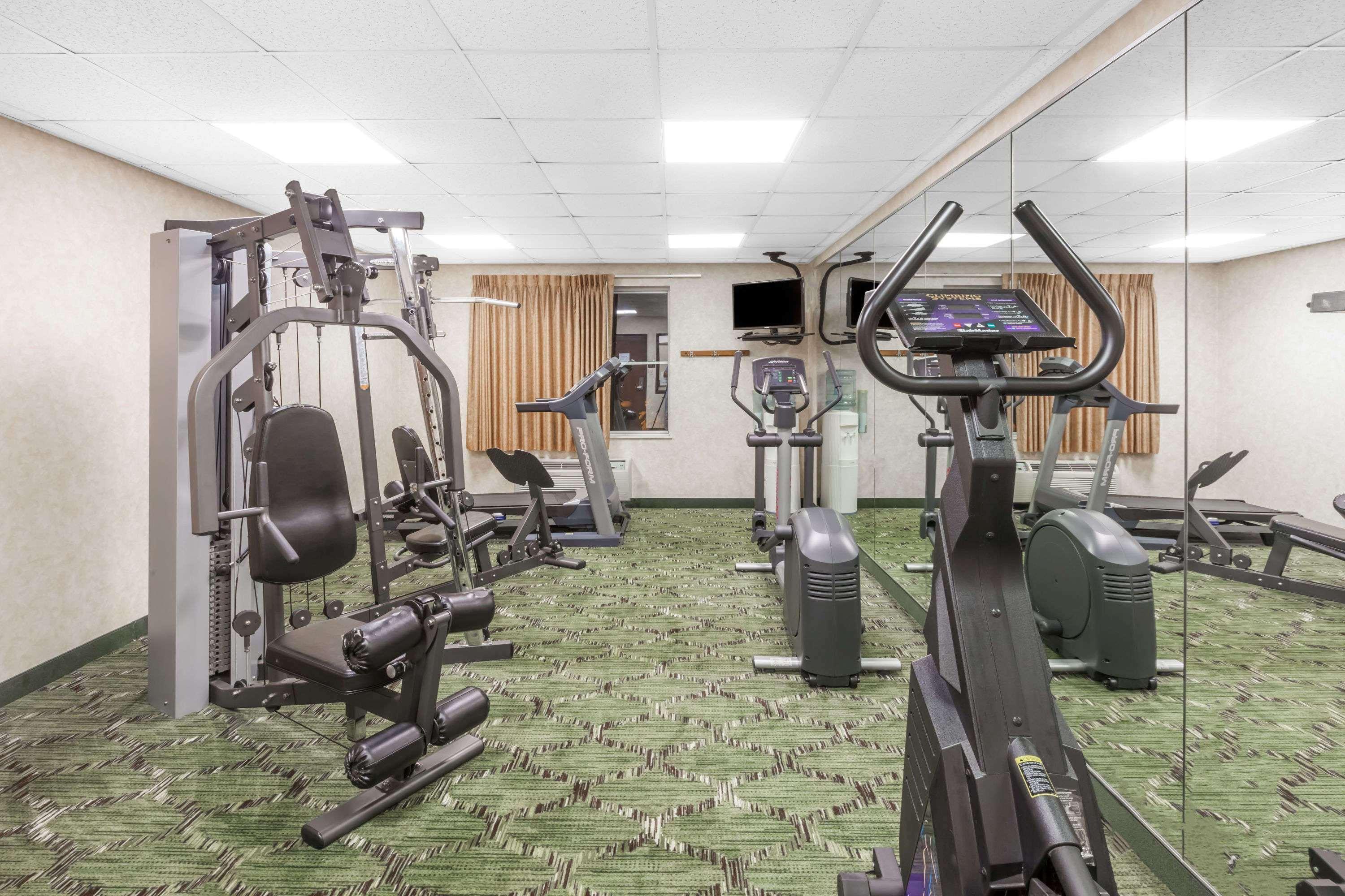 Spark By Hilton Walker Grand Rapids North Экстерьер фото