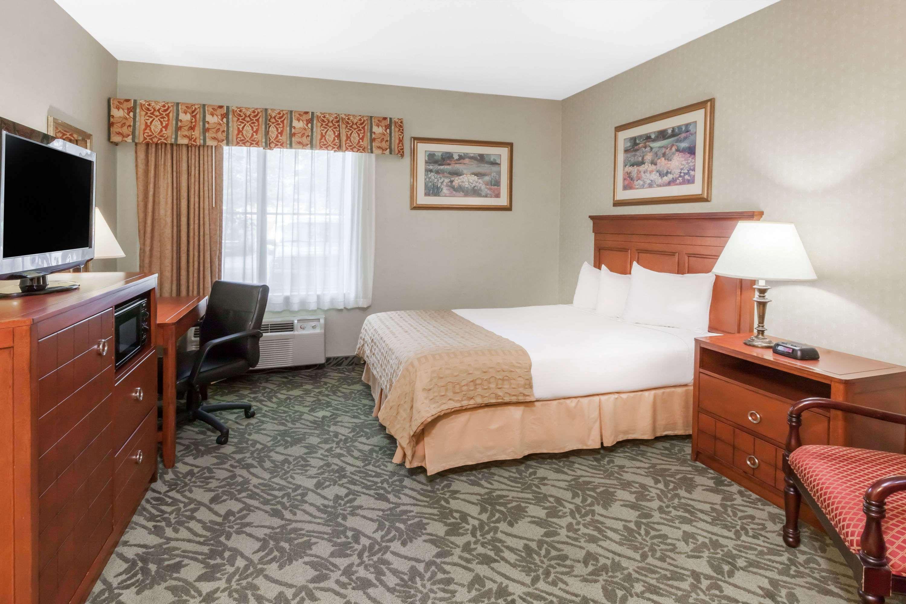 Spark By Hilton Walker Grand Rapids North Экстерьер фото