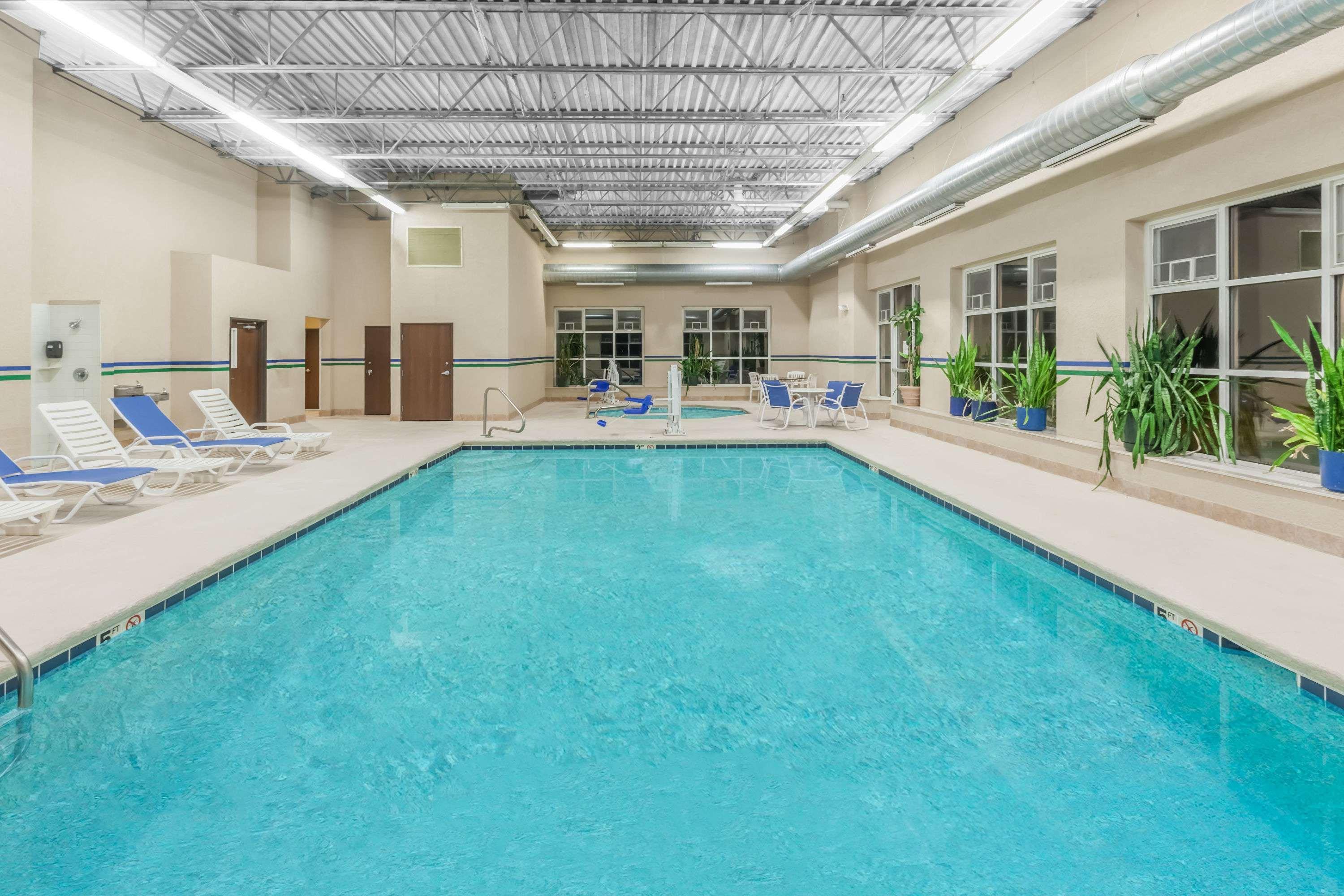 Spark By Hilton Walker Grand Rapids North Экстерьер фото