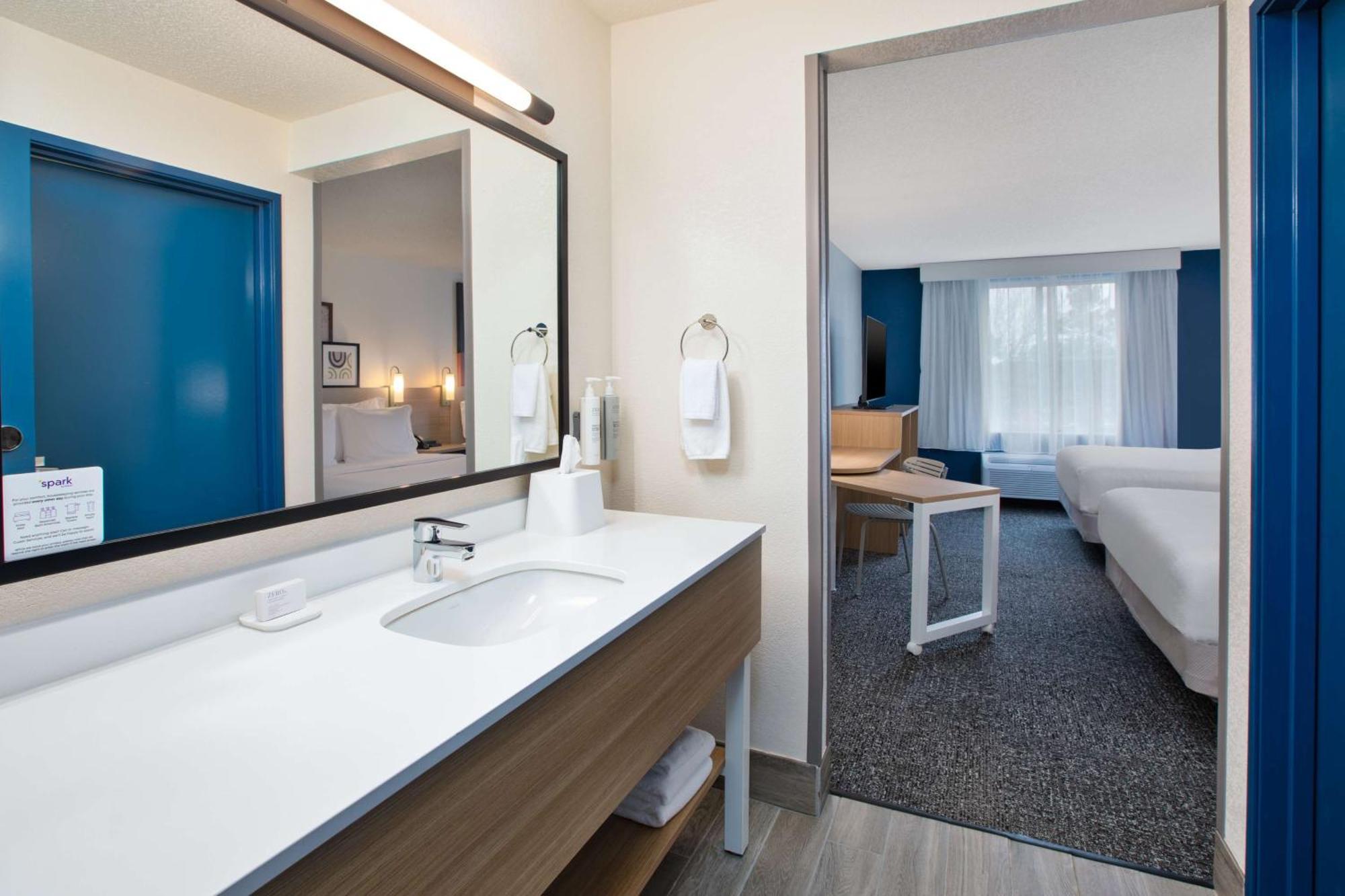 Spark By Hilton Walker Grand Rapids North Экстерьер фото