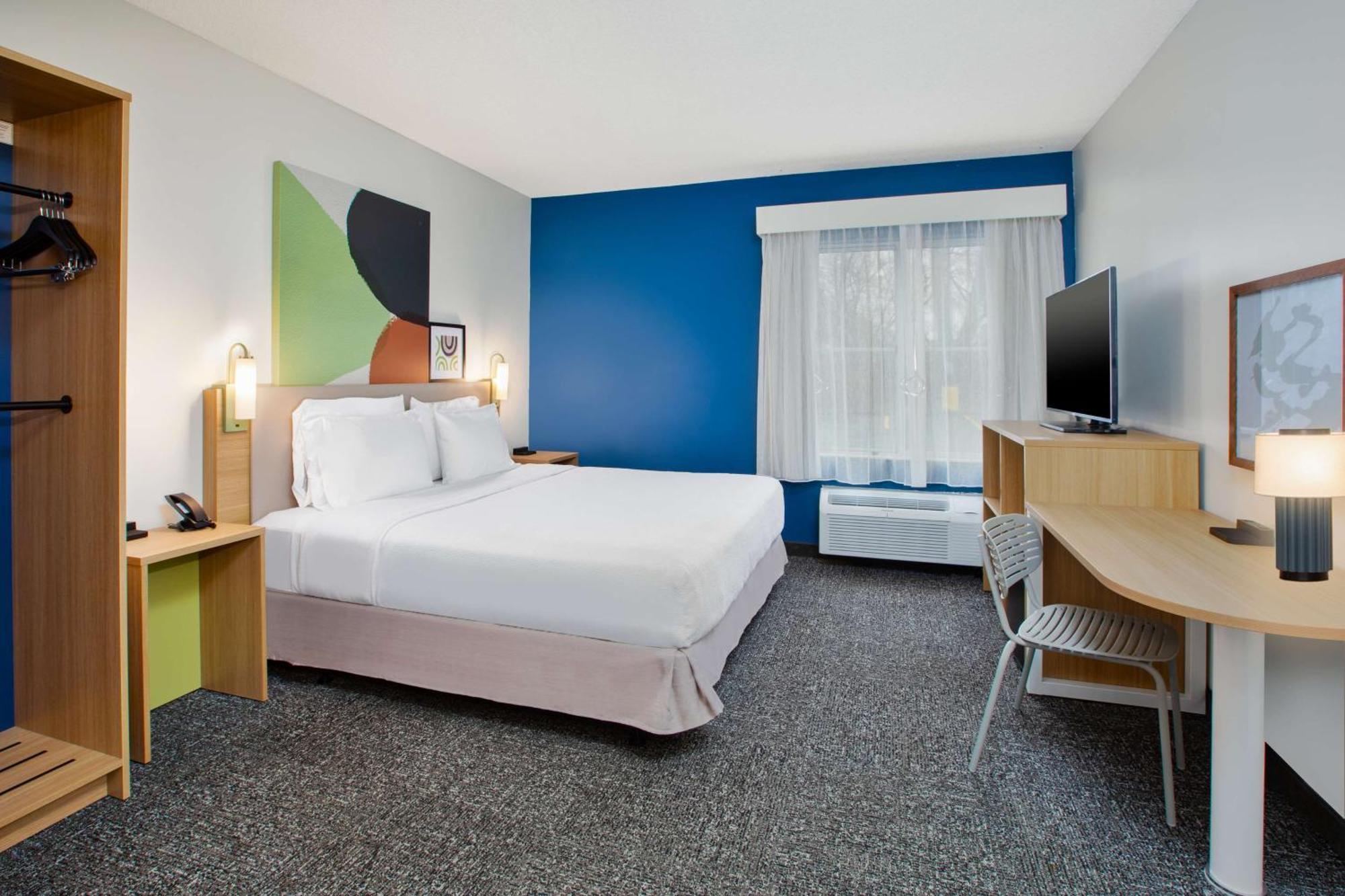 Spark By Hilton Walker Grand Rapids North Экстерьер фото